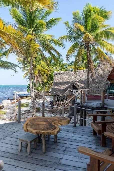 Grand Titanic, Boat House Apartment Punta Allen