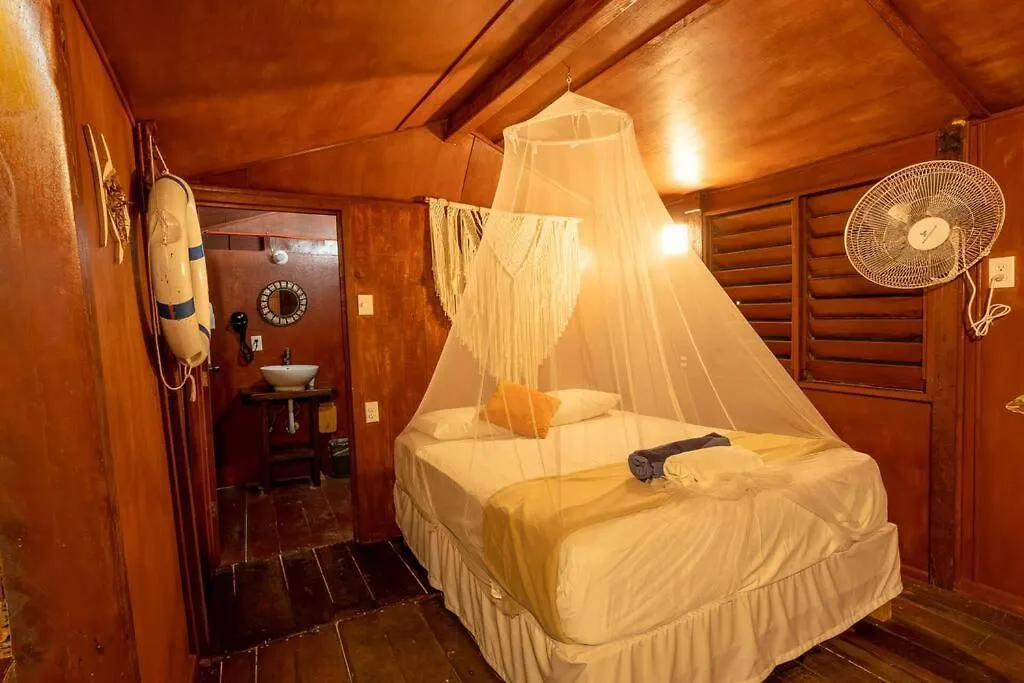 Grand Titanic, Boat House Apartment Punta Allen