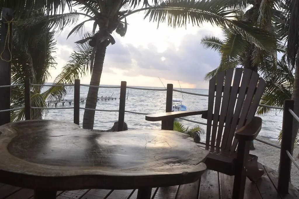 Grand Titanic, Boat House Apartment Punta Allen