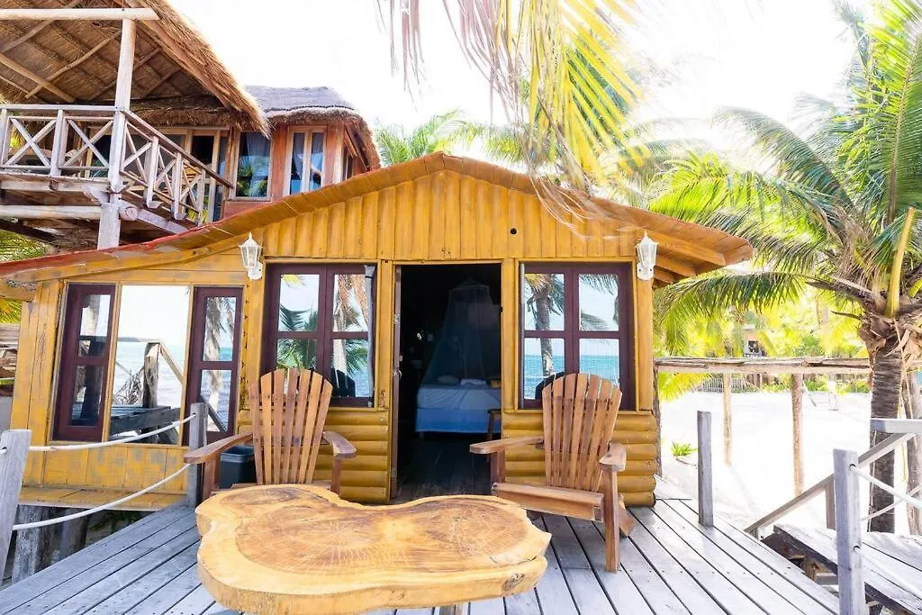 Grand Titanic, Boat House Apartment Punta Allen